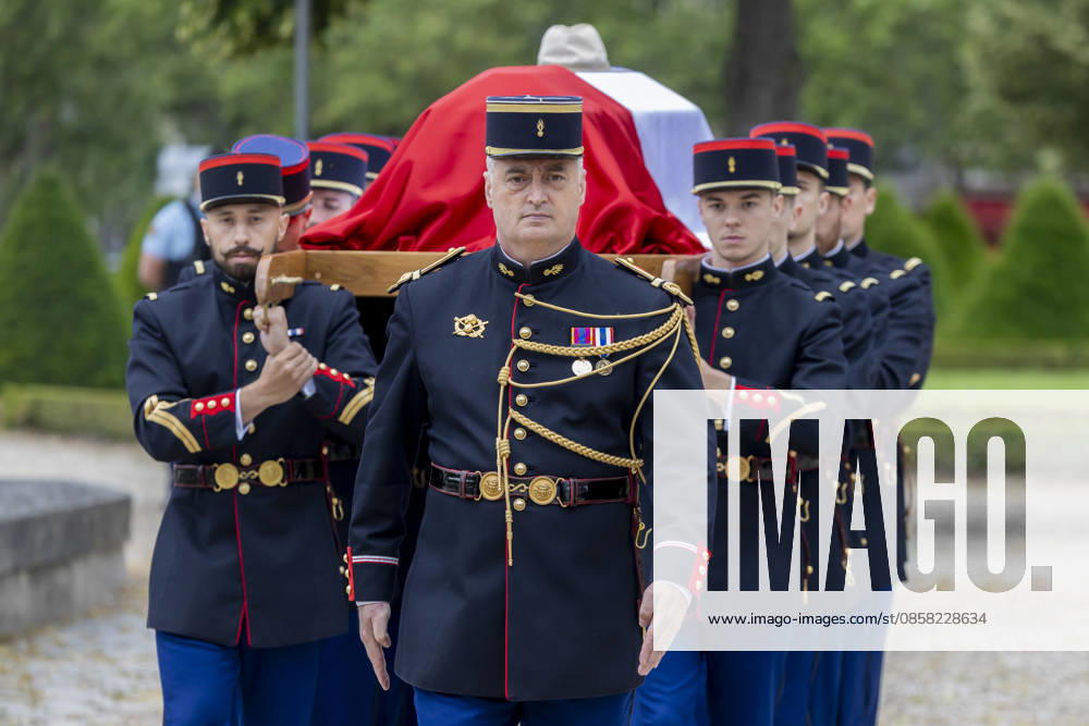 Paris, France June 3, 2026 - National tribute to late French philosopher and sociologist Edgar Morin at the Hotel des Invalides HOMMAGE NATIONAL, EDGAR MORIN, POLITIQUE, CERCUEIL