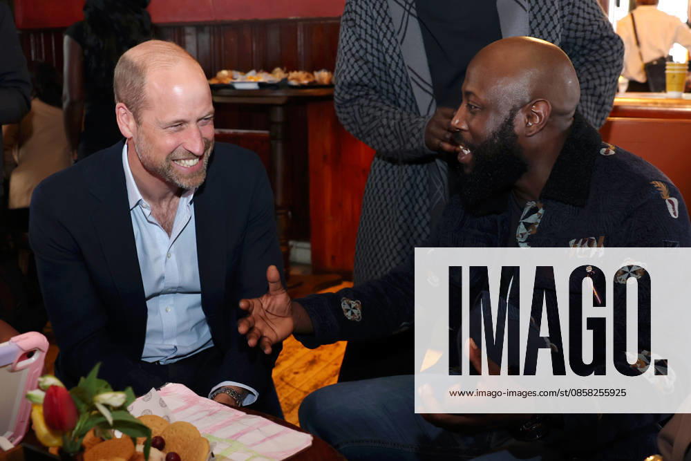 The Prince Of Wales Visits East London LONDON, ENGLAND - JUNE 03: Prince William, Prince of Wales speaks with a local resident during his visit to The Prince of Peckham pub in Peckham on June 03, 2026 in London, England. The Prince of Wales visited grassroots initiatives encouraging positive social change., Credit:Chris Jackson PA ROTA - B68 Avalon United Kingdom, England, London