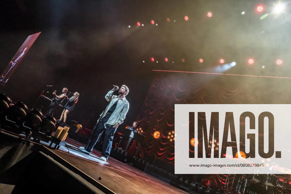 Calum Scott performs at the QUARTERBACK Immobilien ARENA in Leipzig on June 3, 2026 as part of his The Av