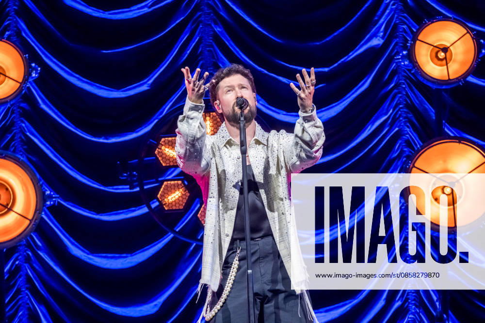 Calum Scott performs at the QUARTERBACK Immobilien ARENA in Leipzig on June 3, 2026 as part of his The Av