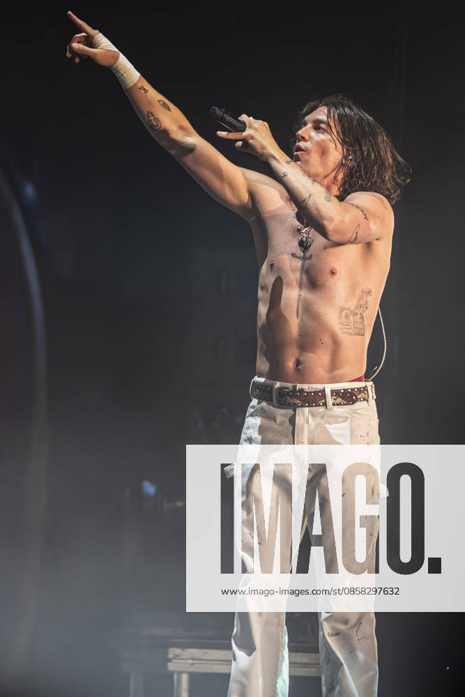 LANY perform at Manchester Apollo Paul Klein of American pop rock band LANY performs at O2 Apollo, Manchester, England, 3rd June 2026, Credit:Mike Gray MIKE GRAY - B4227 Avalon