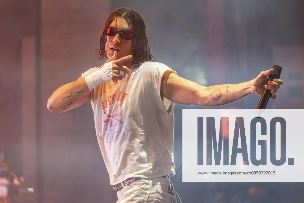 LANY perform at Manchester Apollo Paul Klein of American pop rock band LANY performs at O2 Apollo, Manchester, England, 3rd June 2026, Credit:Mike Gray MIKE GRAY - B4227 Avalon