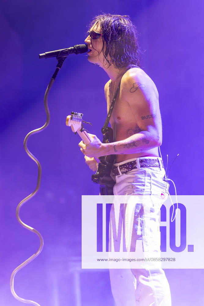 LANY perform at Manchester Apollo Paul Klein of American pop rock band LANY performs at O2 Apollo, Manchester, England, 3rd June 2026, Credit:Mike Gray MIKE GRAY - B4227 Avalon