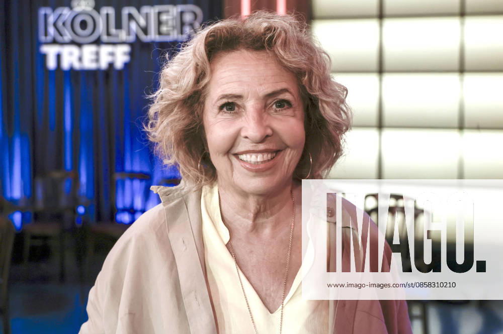 Michaela May at the recording of the WDR talk show Kölner Treff in WDR Studio BS 3 Cologne, 03 06 2026 Foto:xR.xSchmiegeltx xFuturexImagex koelner_treff0306_6616
