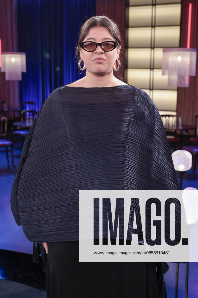 Yasmine MBarek at the recording of the WDR talk show Kölner Treff in WDR Studio BS 3 Cologne, 03 06 2026 Foto:xR.xSchmiegeltx xFuturexImagex koelner_treff0306_6643