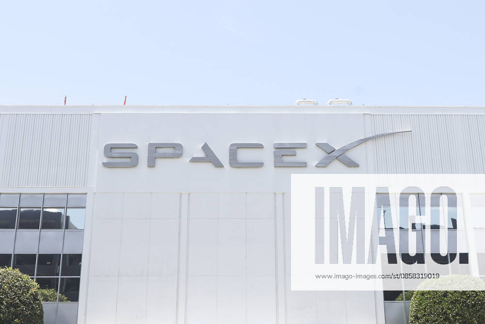 SpaceX Sets I.P.O. Price SpaceX signage outside the Space Exploration Technologies Corp. facility in Hawthorne, California, on June 3, 2026. SpaceX is set to begin trading on the Nasdaq under the ticker symbol SPCX. Hawthorne California United States