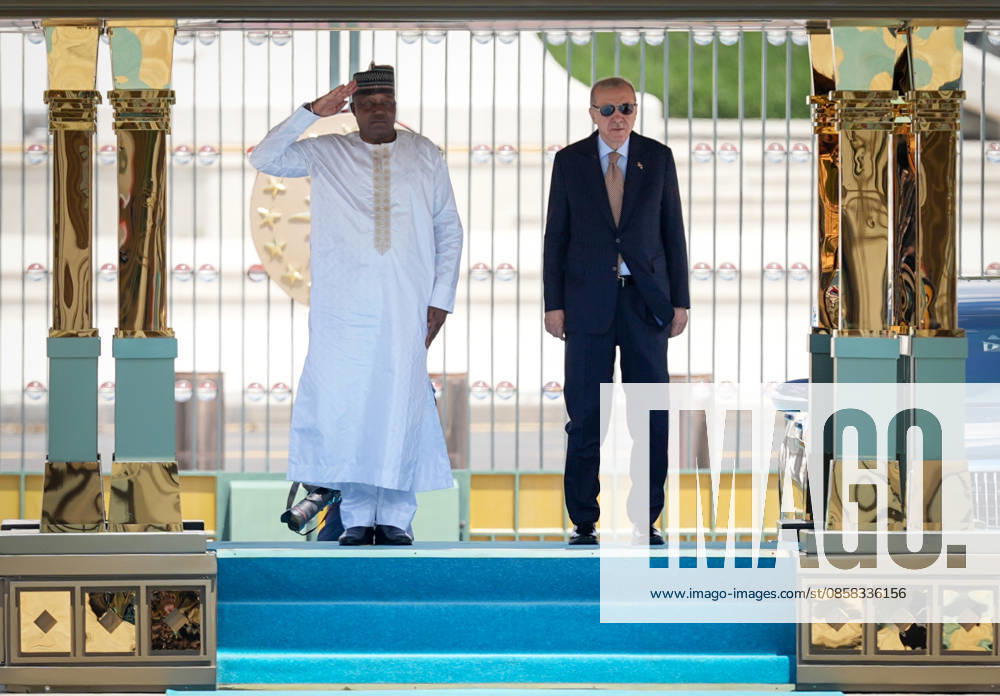 Turkish President Erdogan welcomes Nigerian President Tchiani in Ankara ANKARA, TURKIYE - JUNE 04: Turkish President Recep Tayyip Erdogan welcomes Nigerian President Abdourahamane Tchiani with an official ceremony at the Presidential Complex in Ankara, Turkiye on June 04, 2026. Ercin Erturk Anadolu Ankara Turkey. Editorial use only. Please get in touch for any other usage.
