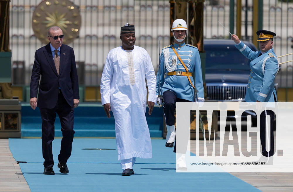 Turkish President Erdogan welcomes Nigerian President Tchiani in Ankara ANKARA, TURKIYE - JUNE 04: Turkish President Recep Tayyip Erdogan welcomes Nigerian President Abdourahamane Tchiani with an official ceremony at the Presidential Complex in Ankara, Turkiye on June 04, 2026. Ercin Erturk Anadolu Ankara Turkey. Editorial use only. Please get in touch for any other usage.