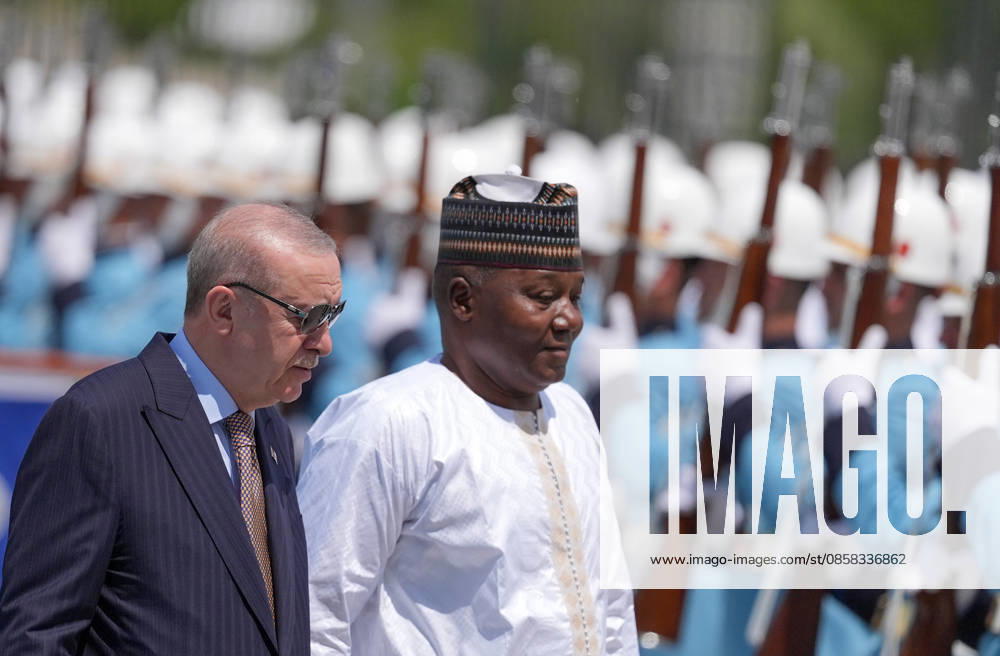 Turkish President Erdogan welcomes Nigerian President Tchiani in Ankara ANKARA, TURKIYE - JUNE 04: Turkish President Recep Tayyip Erdogan (L) welcomes Nigerian President Abdourahamane Tchiani (R) with an official ceremony at the Presidential Complex in Ankara, Turkiye on June 04, 2026. Ercin Erturk Anadolu Ankara Turkey. Editorial use only. Please get in touch for any other usage.