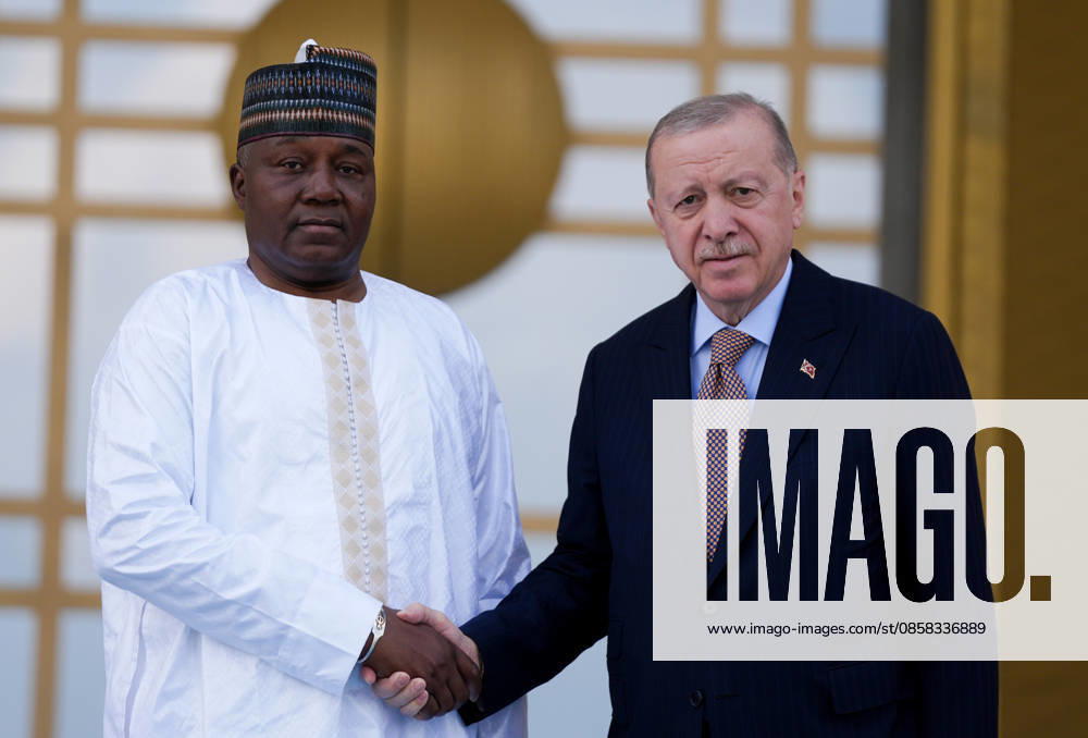 Turkish President Erdogan welcomes Nigerian President Tchiani in Ankara ANKARA, TURKIYE - JUNE 04: Turkish President Recep Tayyip Erdogan (R) welcomes Nigerian President Abdourahamane Tchiani (L) with an official ceremony at the Presidential Complex in Ankara, Turkiye on June 04, 2026. Ercin Erturk Anadolu Ankara Turkey. Editorial use only. Please get in touch for any other usage.