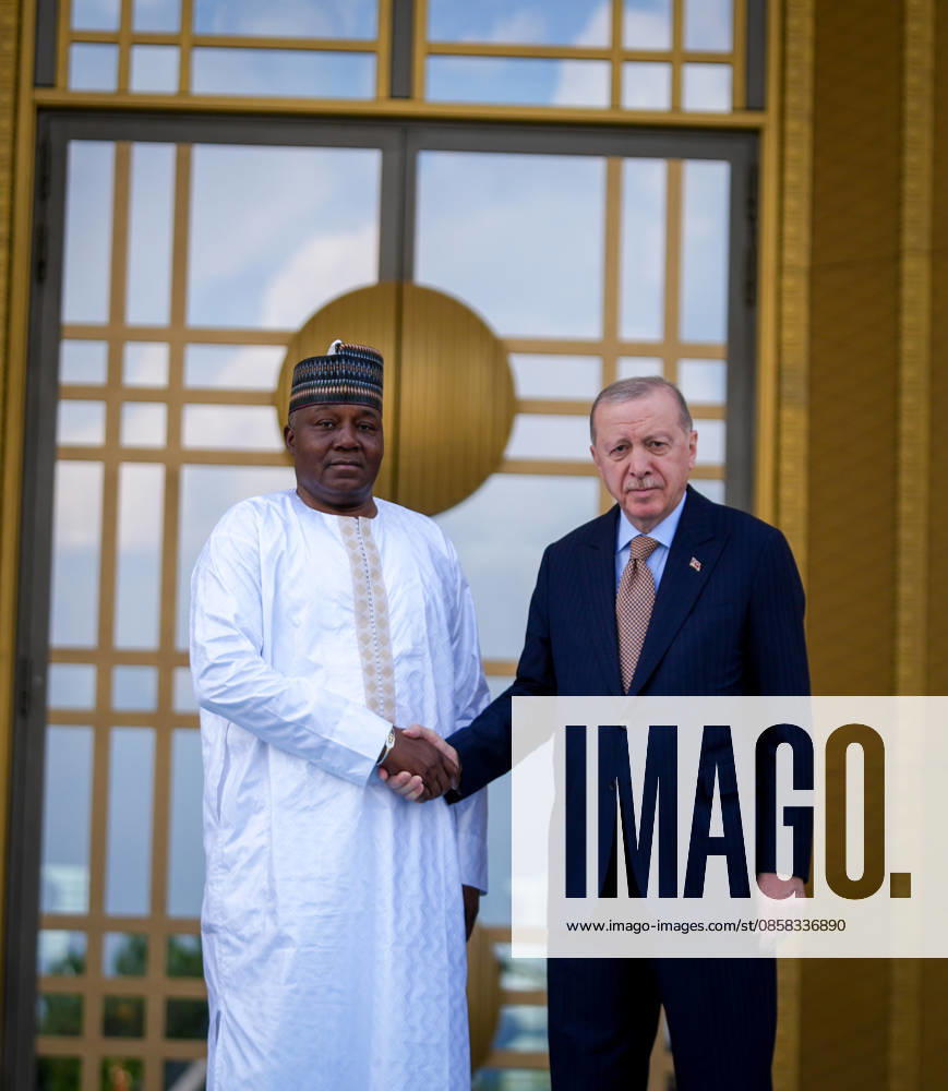 Turkish President Erdogan welcomes Nigerian President Tchiani in Ankara ANKARA, TURKIYE - JUNE 04: Turkish President Recep Tayyip Erdogan (R) welcomes Nigerian President Abdourahamane Tchiani (L) with an official ceremony at the Presidential Complex in Ankara, Turkiye on June 04, 2026. Ercin Erturk Anadolu Ankara Turkey. Editorial use only. Please get in touch for any other usage.