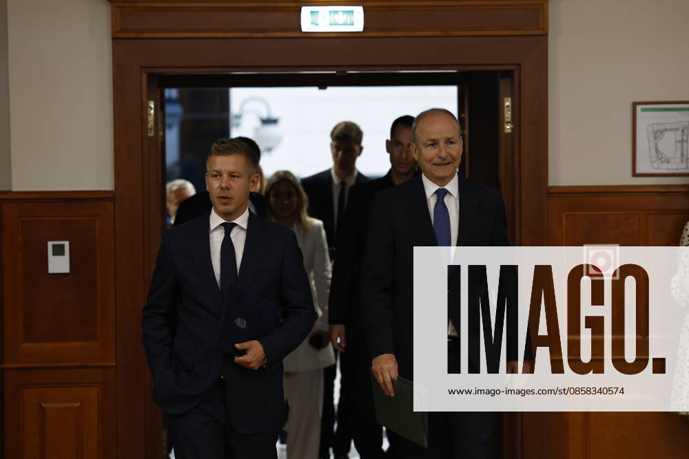 Peter Magyar - Micheal Martin meeting in Budapest BUDAPEST, HUNGARY - JUNE 04: Hungary s Prime Minister Peter Magyar (L) and Ireland s Prime Minister Micheal Martin arrive for a press conference at the foreign ministry in Budapest, Hungary, on June 4, 2026. Arpad Kurucz Anadolu Budapest Hungary. Editorial use only. Please get in touch for any other usage.
