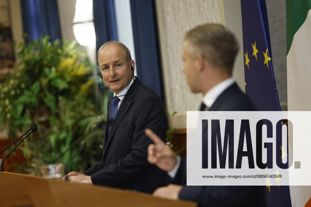 Peter Magyar - Micheal Martin meeting in Budapest BUDAPEST, HUNGARY - JUNE 04: Hungary s Prime Minister Peter Magyar (R) and Ireland s Prime Minister Micheal Martin (L) hold a joint press conference at the foreign ministry in Budapest, Hungary, on June 4, 2026. Arpad Kurucz Anadolu Budapest Hungary. Editorial use only. Please get in touch for any other usage.