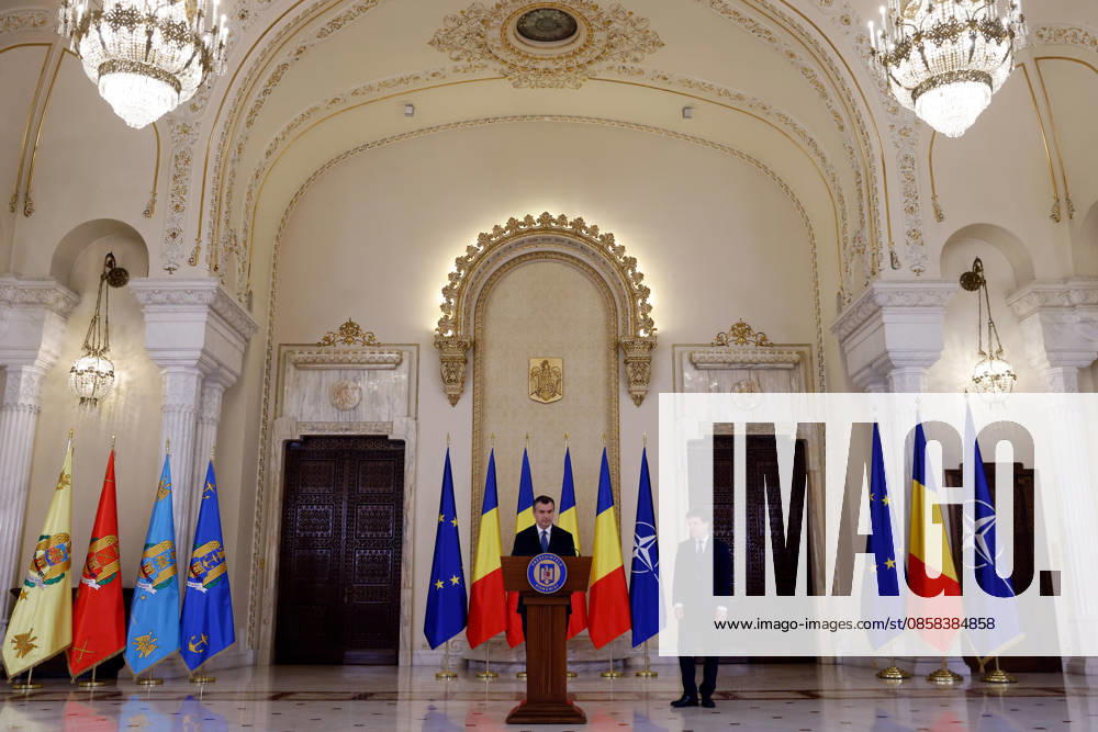 (260604) -- BUCHAREST, June 4, 2026 -- Romania s prime minister-designate Eugen Tomac (L) delivers a speech after being nominated by President Nicusor Dan as Nicusor Dan stands by at Cotroceni palace in Bucharest, Romania, on June 4, 2026. Romanian President Nicusor Dan on Thursday nominated his adviser Eugen Tomac as prime minister-designate. (Photo by Xinhua) ROMANIA-BUCHAREST-PM-DESIGNATE CristianxCristel