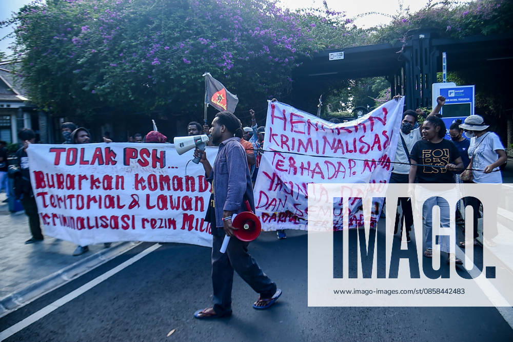 Papuan student activists protested during World Environment Day celebrations in Bandung, Indonesia. They opposed the National Strategic Project (PSN) and geothermal project in the Gede Pangrango area of ‹â€¹West Java, as well as the seizure of indigenous land, criminalization, and militarism in Papua. They also called for a free Palestine and an end to Israeli oppression. Bandung Indonesia - ZUMAr272 20260605_zip_r272_002