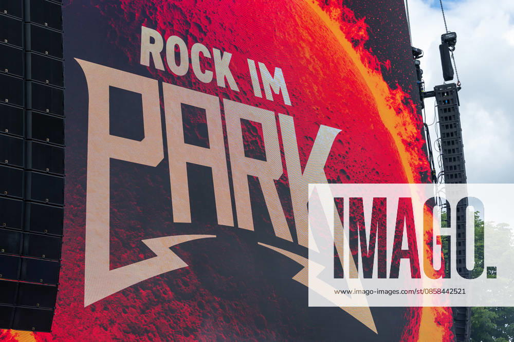 Music festival Rock im Park 2026 THE PRETTY RECKLESS, Nuremberg, 05 06 2026 LED video wall with the logo of the rock festival Rock im Park on the festival grounds Loudspeaker arrays of a line array sound system are visible next to the stage Nuremberg Bavaria Germany 20260605-1V9A8871-M4000