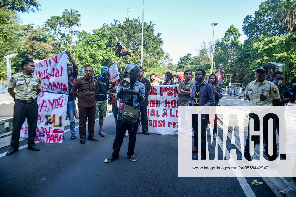 Papuan student activists protested during World Environment Day celebrations in Bandung, Indonesia. They opposed the National Strategic Project (PSN) and geothermal project in the Gede Pangrango area of ‹â€¹West Java, as well as the seizure of indigenous land, criminalization, and militarism in Papua. They also called for a free Palestine and an end to Israeli oppression. Bandung Indonesia - ZUMAr272 20260605_zip_r272_013