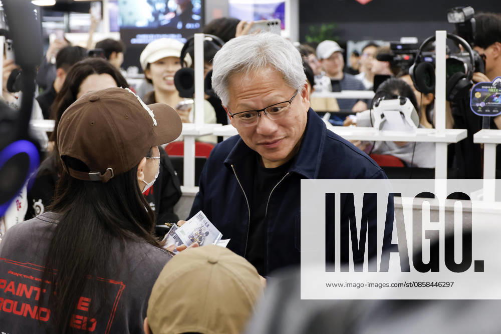 Nvidia CEO jensen huang visits T1 base camp, meets Faker in Seoul Jensen Huang, chief executive officer of Nvidia, visits T1 Base Camp, a PC gaming center operated by esports organization T1, in Seoul, South Korea, on June 05, 2026. Seoul South Korea