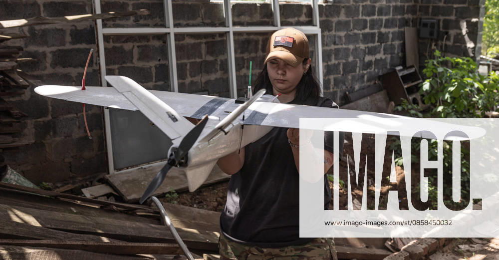Ukrainian drone unit in Donetsk Oblast DONETSK OBLAST, UKRAINE - JUNE 5: A Ukrainian soldier prepares a reconnaissance drone in the Donetsk Oblast, Ukraine, 5 June 2026 Diego Herrera Carcedo Anadolu Donetsk Ukraine. Editorial use only. Please get in touch for any other usage.