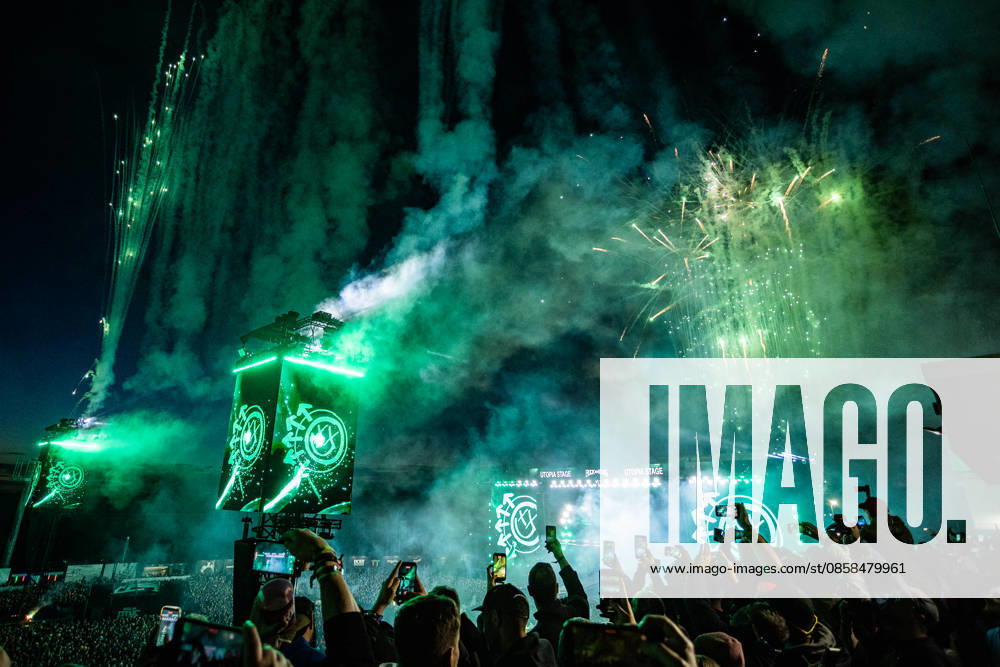 Rock am Ring 2026, 5 6 2026 With fireworks, the organizers announce Blink 182 as the headliner for 2027 The traditional Rock am Ring festival at the Nürburgring in the Eifel region kicks off the festival season in Germany Rock am Ring will take place this year from 5 to 7 June Around 80 bands and artists will perform on one of the three larg
