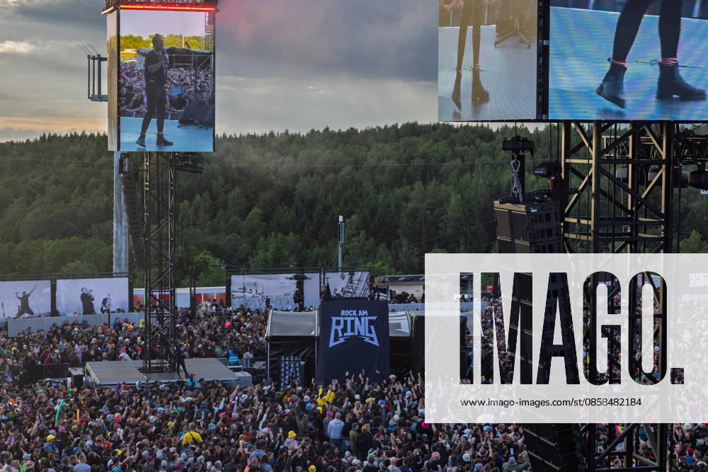 Rock am Ring 2026 05 06 26 Ingo Donot and the link to Rock im Park First festival day on Friday, 05 06 2026, at Rock am Ring 2026 at the Nürburgring in the Eifel The three-day music festival lasts until Sunday, 07 06 2026, and is one of the largest open air festivals in Germany Nürburg Nürburgring Rhineland-Palatinate Germany