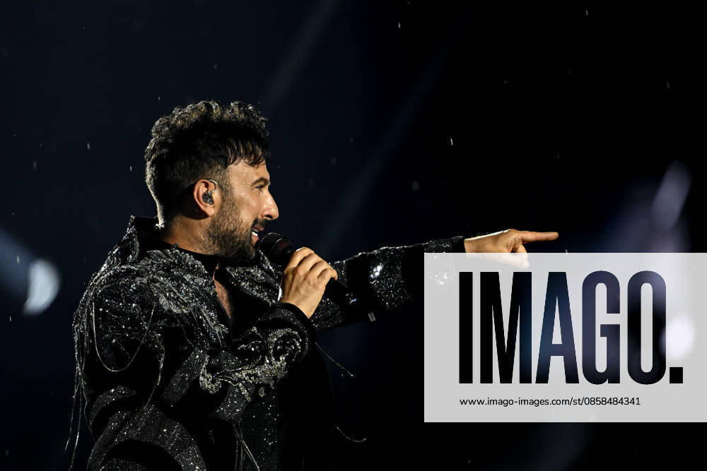 Famous Turkish singer Tarkan performs in Ankara ANKARA, TURKIYE - JUNE 5: Famous Turkish singer Tarkan performs at his concert at Baskent Millet Bahcesi on June 5, 2026, in Ankara, Turkiye. Harun Ozalp Anadolu Ankara Turkey. Editorial use only. Please get in touch for any other usage.