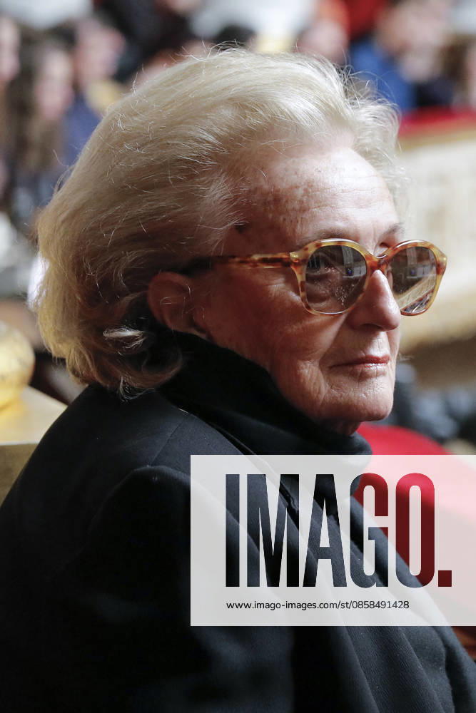 Bernadette Chirac attended the Questions Au Gouvernement session to pay tribute to Sophie Dessus, deputee for Correze, who died of illness, alongside Pierre Mazeaud, former president of the Conseil Constitutionnel and Sophie Dessus first cousin 206419 2016 04 05 Ile de France Paris France Chirac, Bernadette