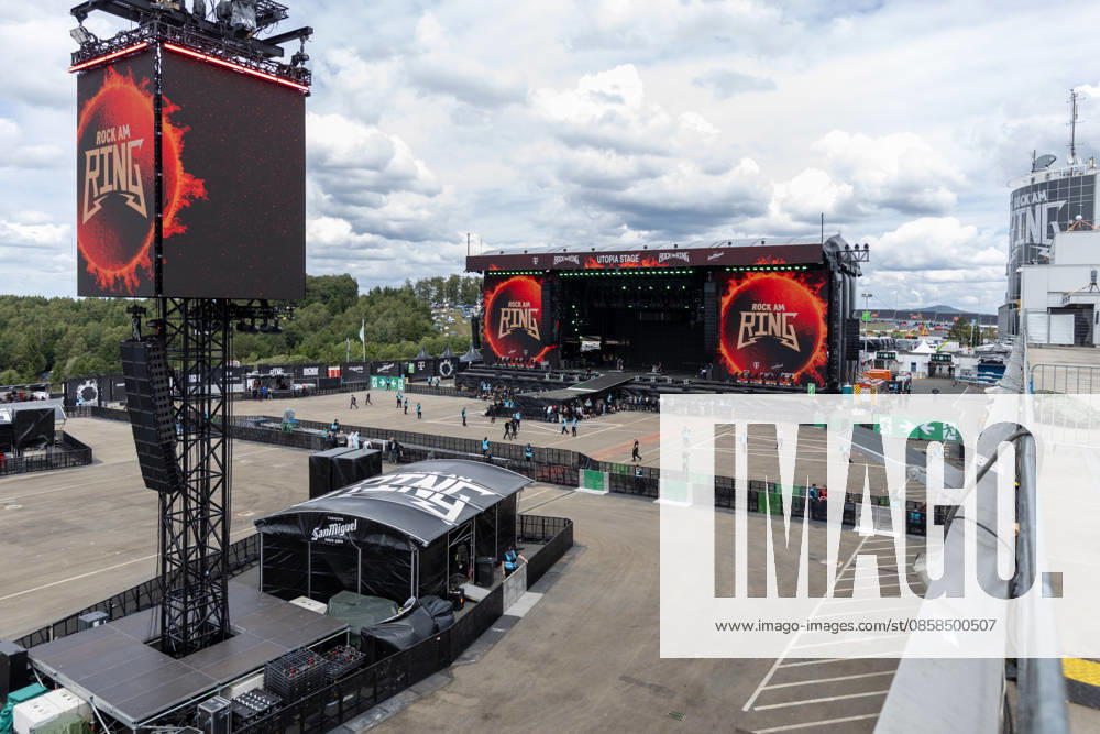 Rock am Ring 2026 06 06 26 Admission time The still empty infield in front of the Utopia Stage is slowly filling up Second festival day on Saturday, 06 06 2026, at Rock am Ring 2026 at the Nürburgring in the Eifel The three-day music festival will take place from June 5 to 7, 2026 and is one of the largest open air festivals in Germany Nürburg Nürburgring Rh