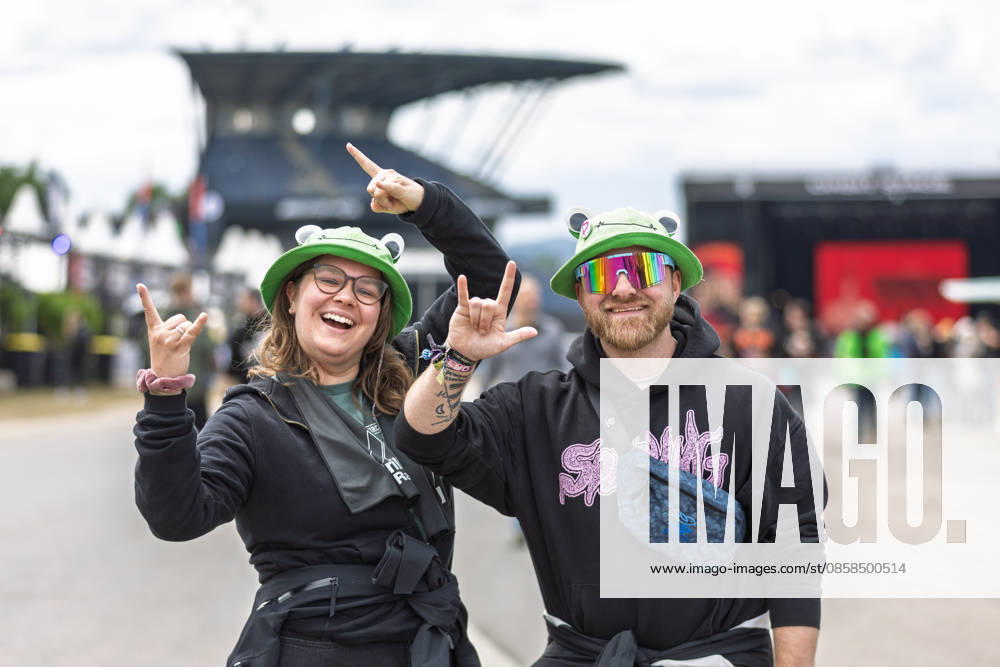Rock am Ring 2026 06 06 26 Admission time The grounds are filling up Good-humored visitors at the entrance area Second festival day on Saturday, 06 06 2026, at Rock am Ring 2026 at the Nürburgring in the Eifel The three-day music festival takes place from 5 to 7 June 2026 and is one of the largest open-air festivals in Germany Nürburg Nürburgring Rhineland