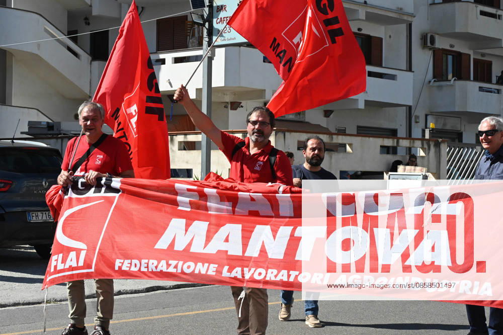 IPA85398807 - A demonstration in the streets of the town during FLAI CGIL General mobilization against gangmastering and labor exploitation in memory of the four migrants murdered by gangmasters, News in Cosenza , Italy, June 06 2026