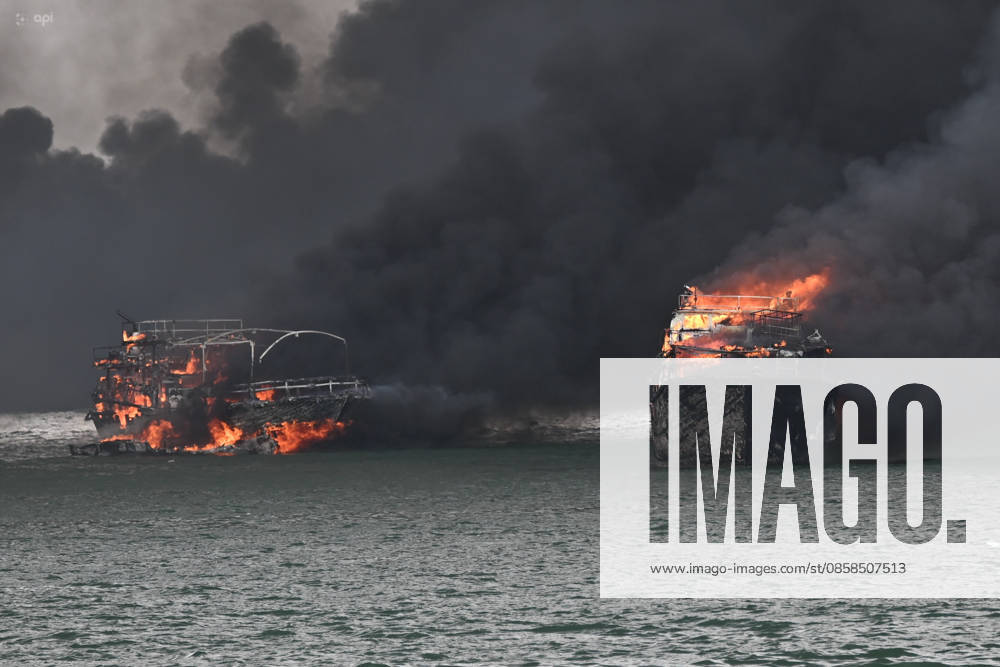 MANTA FIRE BOATS Manta, June 06, 2026 Fire of several boats in the Port of Manta API PHOTO ARIEL OCHOA Manta Manta Manabo Ecuador DIS MANTA FIRE BOATS 835f5dc096b743997f1a6d4c397bc874