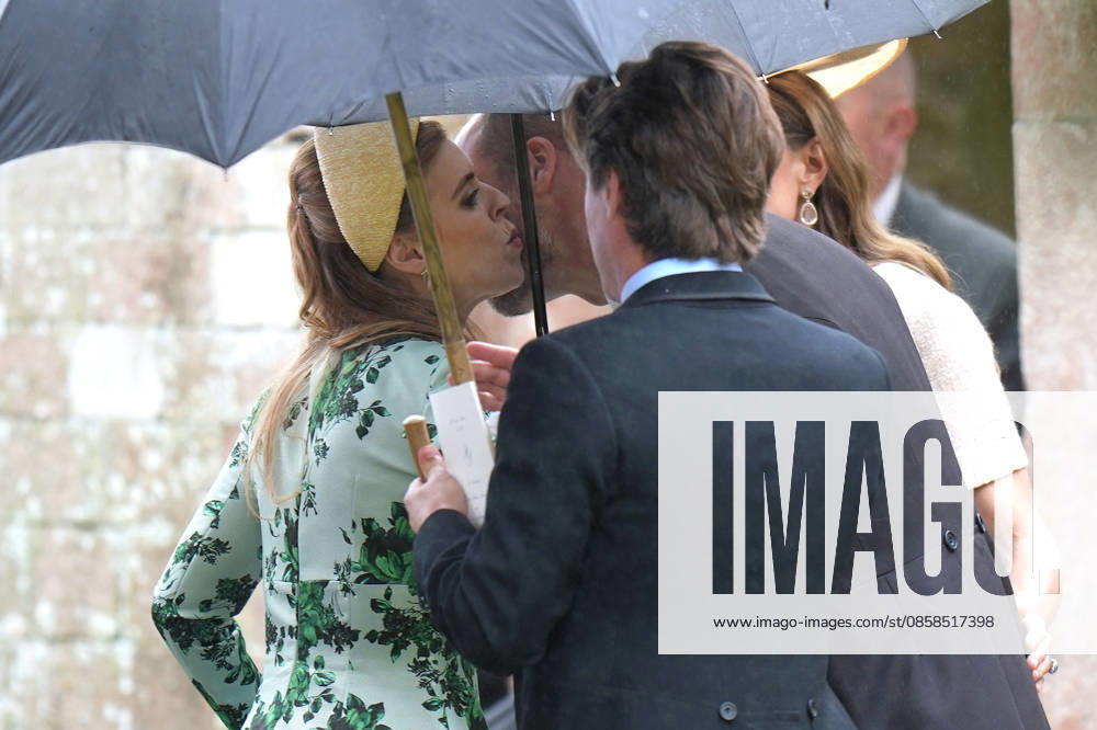 The Wedding of Harriet Sperling to Peter Phillips Princess Beatrice kisses Prince William as they attend the Wedding of Harriet Sperling to Peter Phillips at All Saints Church, Kemble, Gloucestershire, UK, on the 6th June 2026. Picture by James Whatling Kemble All Saints Church Gloucestershire United Kingdom WHA-0825