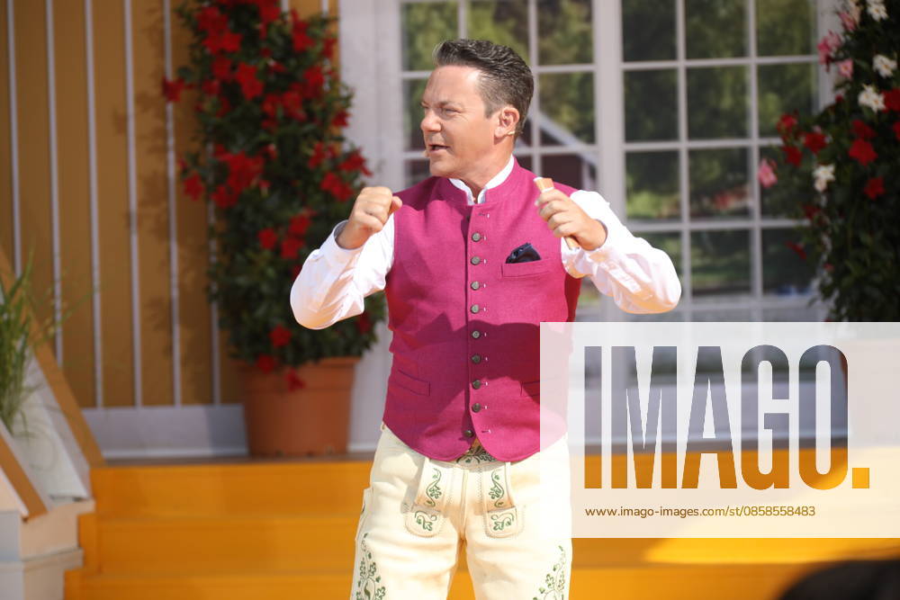 Stefan Mross on the ARD TV show Immer wieder sonntags at Europa Park Rust
