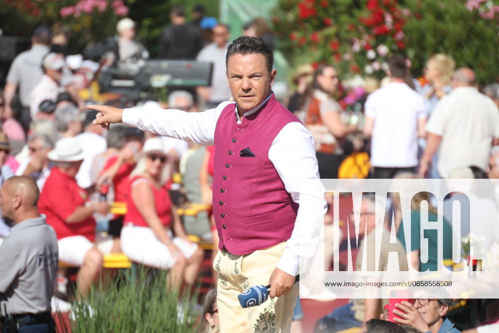 Stefan Mross on the ARD TV show Immer wieder sonntags at Europa Park Rust