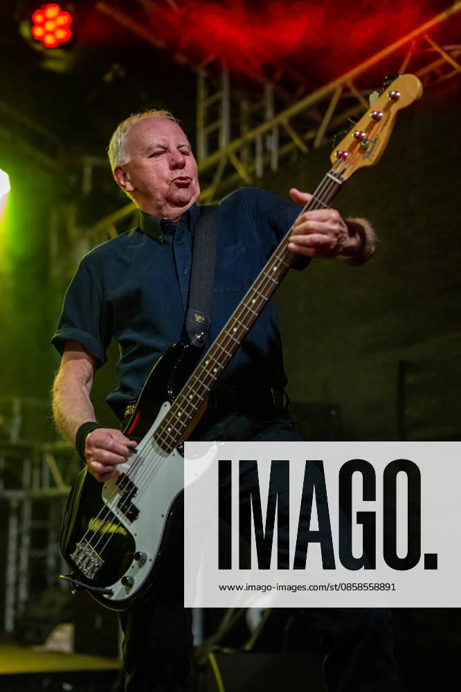 SBÄM Fest 2026 In the picture the band COCK SPARRER at the SBÄM Rockfest 2026 Bassist Steve BURGESS