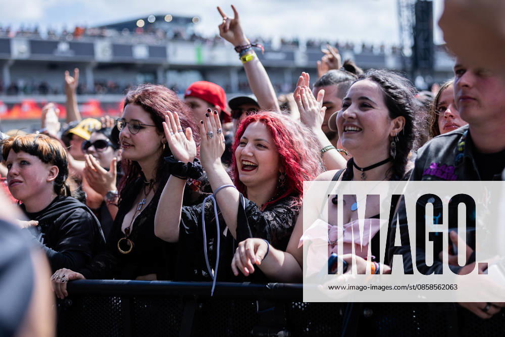 Rock am Ring 2026, Day 3, 7 6 2026 Fans at Hollywood Undead The traditional Rock am Ring festival at the Nürburgring in the Eifel region kicks off the festival season in Germany Rock am Ring will take place this year from June 5 to 7 Around 80 bands and artists will perform on one of the three large stages Nürburg Nürburgring Rhineland-Palatinate Germany