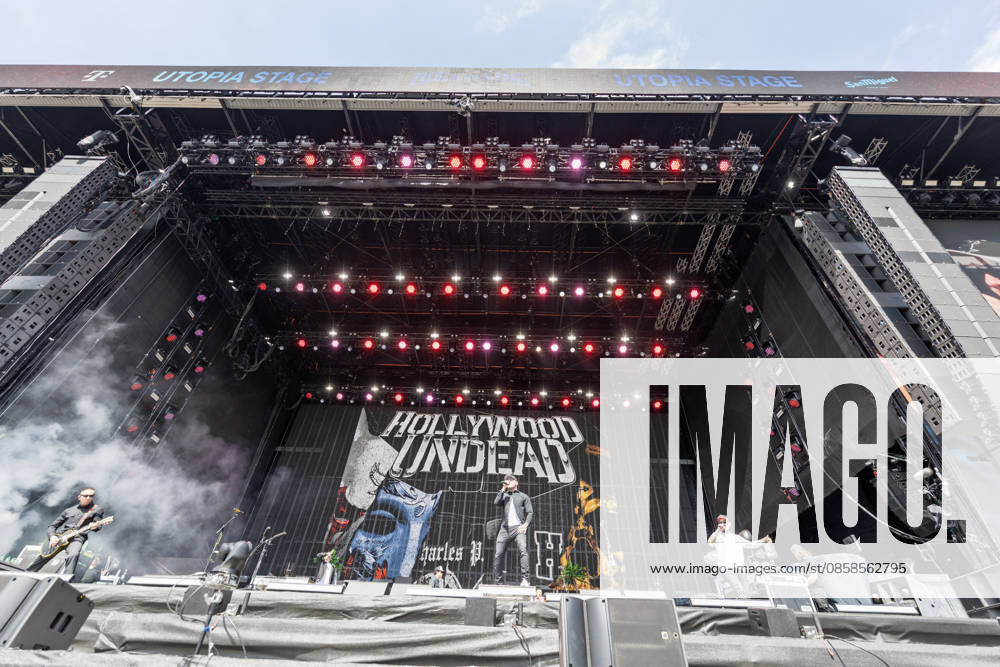 Rock am Ring 2026 Hollywood Undead 07 06 26 Hollywood Undead on the Utopia Stage Last festival day on Sunday, 07 06 2026, at Rock am Ring 2026 at the Nürburgring in the Eifel The three-day music festival ends on the same day the next edition is planned from 04 to 06 06 2027 Nürburg Nürburgring Rhineland-Palatinate Germany