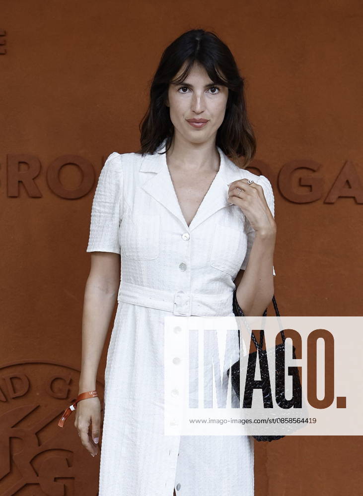 Jeanne Damas attending the 2026 French Open at Roland Garros in Paris, France, on June 7, 2026 Jacovides Moreau Bestimage Celebs attending the village photocall during the 2026 French Open at Roland Garros in Paris, France, on June 7, 2026 Paris France