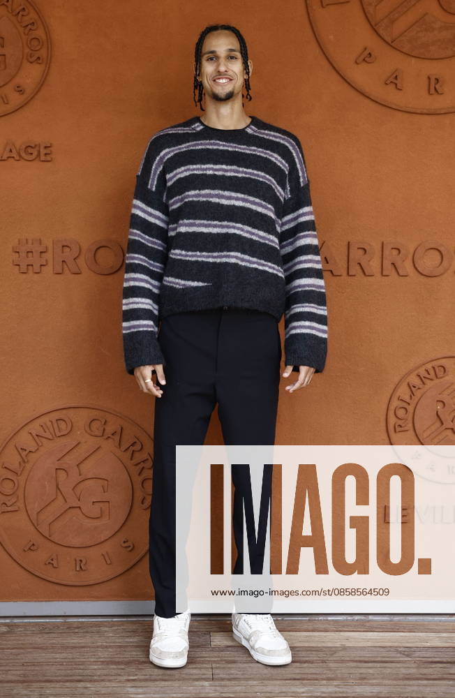 Zaccharie Risacher attending the 2026 French Open at Roland Garros in Paris, France, on June 7, 2026 Jacovides Moreau Bestimage Celebs attending the village photocall during the 2026 French Open at Roland Garros in Paris, France, on June 7, 2026 Paris France
