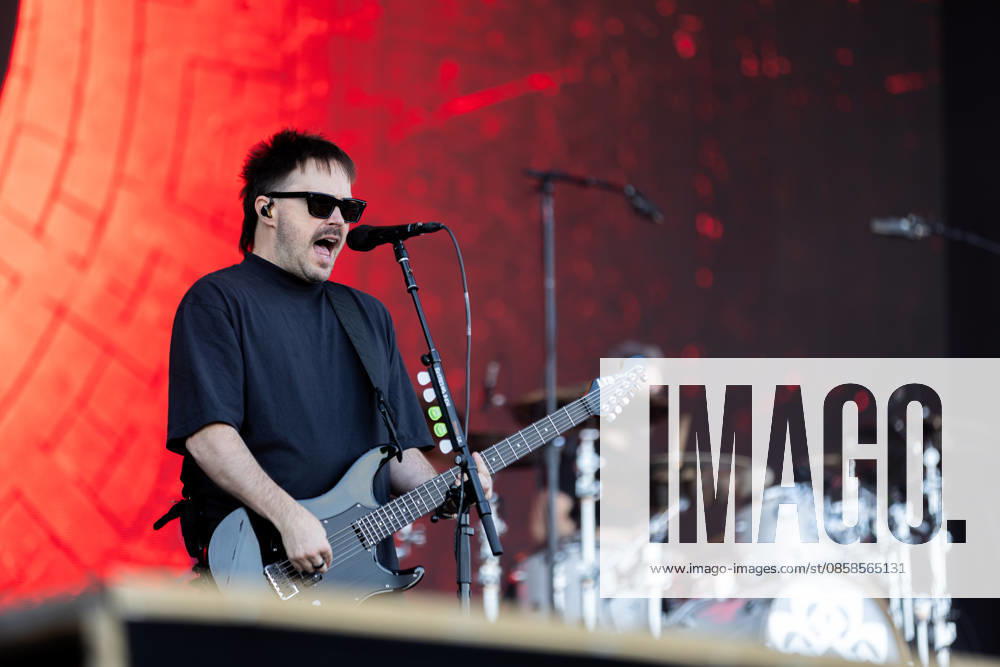 Keith Wallen vocals, guitar during the performance of the US rock band Breaking Benjamin as part of the Rock am Ring 2026 festival at the Nürburgring Nürburg Rock am Ring Rheinland Pfalz Germany
