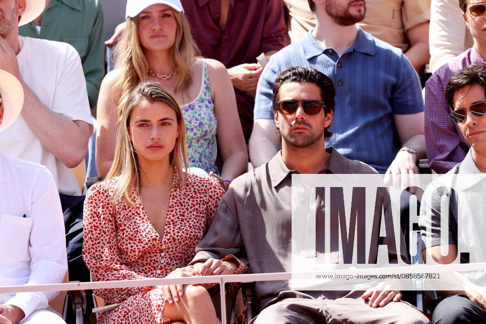 Fabien Frankel et sa compagne Olivia Monjardin Celebrities in the stands at the mens final of the French Open at Roland Garros 2026 on June 7, 2026 Jacovides Moreau Bestimage Celebrities in the stands at the mens final of the French Open at Roland Garros 2026 on June 7, 2026 Paris France