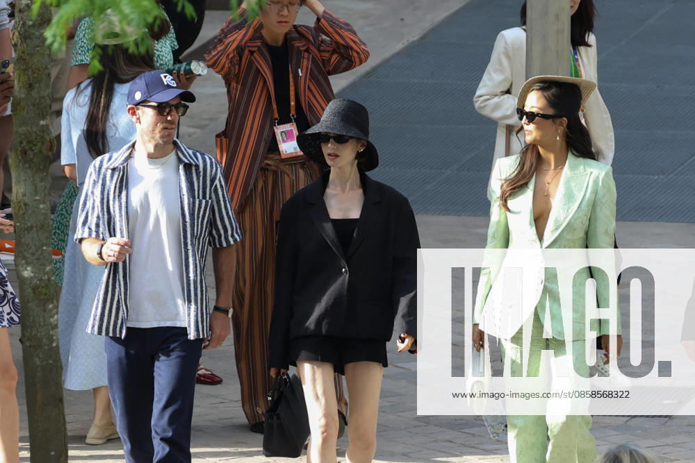 2026 French Open - Lily Collins In The Stands Day 15 NB Charlie McDowell, Lily Collins and Ashley Park during the 2026 French Open at Roland Garros on June 07, 2026 in Paris, France. Photo by Nasser Berzane ABACAPRESS.COM