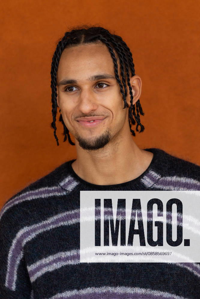 Zaccharie Risacher attending the 2026 French Open at Roland Garros in Paris, France, on June 7, 2026 Jacovides Moreau Bestimage Celebs attending the village photocall during the 2026 French Open at Roland Garros in Paris, France, on June 7, 2026 Paris France