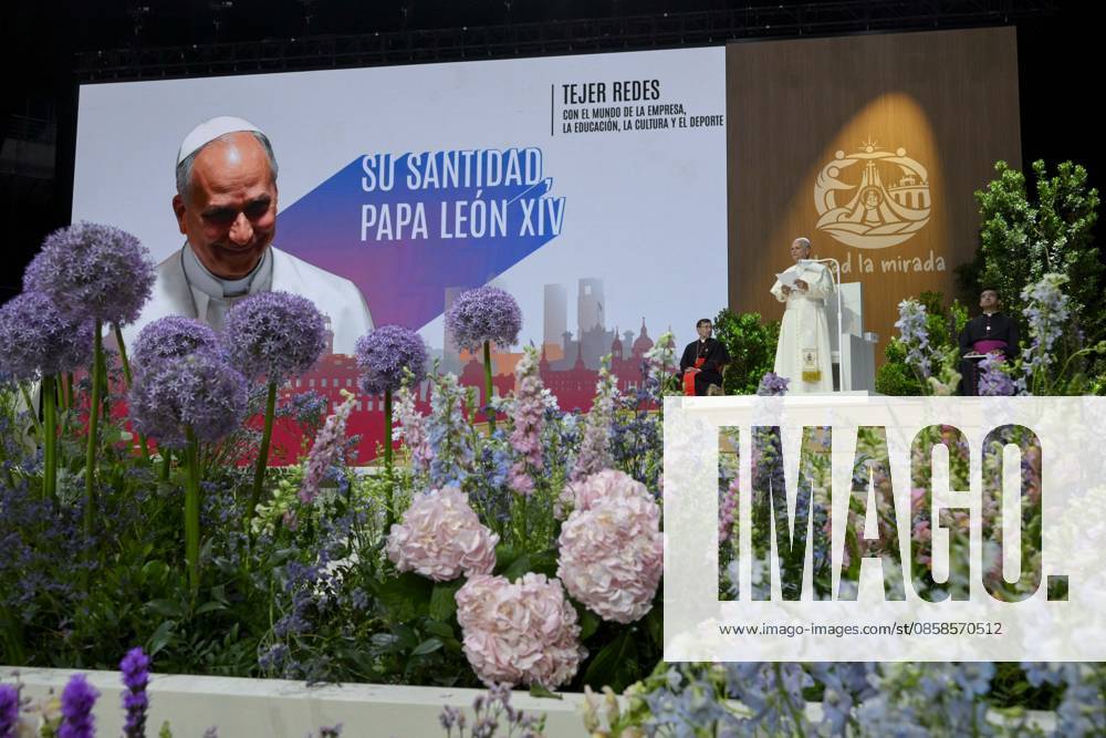 SPAIN - POPE LEO XIV DURING THE MEETING BUILDING NETWORKS WITH THE WORLD OF CULTUREM ART, ECONOMY AND SPORT AT THE MOVISTAR ARENA IN MADRID - 2026 6 7 Spain, Vatican, 2026 6 7 Pope Leo XIV during the meeting Building networks with the world of Culture, Art, Economy and Sports at the Movistar Arena in Madrid . - NO BOOKS