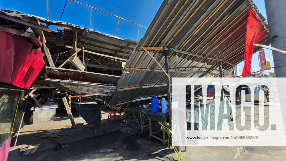 (260608) -- MANILA, June 8, 2026 -- This photo taken on June 8, 2026 shows a damaged shop after a 7.8 magnitude earthquake, in General Santos City, the Philippines. At least one person was killed and four others were injured following earthquakes that struck the Philippines, according to local media reports on Monday. The Philippine Institute of Volcanology and Seismology said a magnitude 7.8 offshore earthquake hit waters in the southern Philippines on Monday morning, and warned of a tsunami. (SpotNews) PHILIPPINES-GENERAL SANTOS CITY-EARTHQUAKE-AFTERMATH GuoxYige