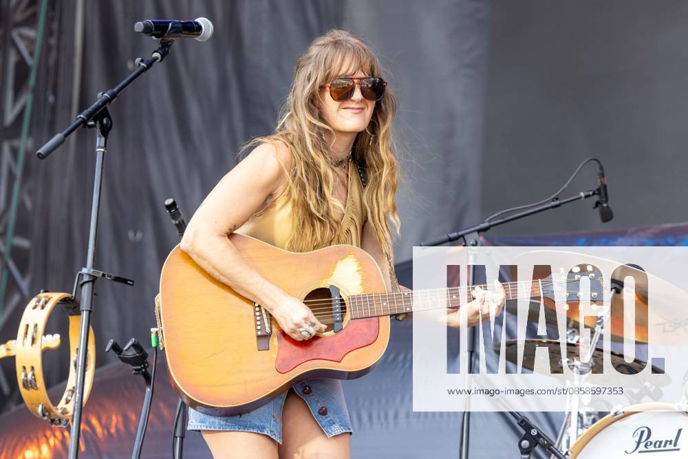 Lexington, Kentucky, U.S: Musician MARGO PRICE during Railbird Music Festival in Lexington, Kentucky Lexington U.S - ZUMAs135 20260607_zap_s135_095