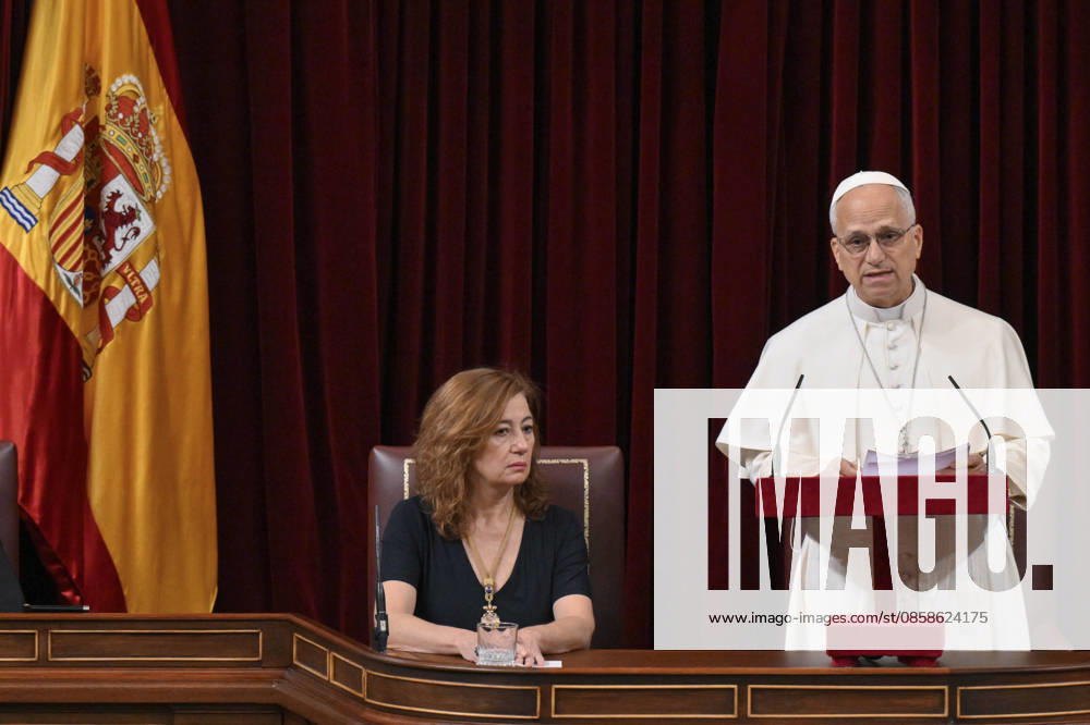 SPAIN - POPE LEO XIV DURING A JOINT SESSION OF THE SPANISH PARLAMENT AT THE CONGRESS OF DEPUTIES IN MADRID - 2026 6 8 Spain, Vatican, 2026 6 8 Pope Leo XIV during a joint session of the Spanish Parliament at the Congress of Deputies in Madrid - NO BOOKS