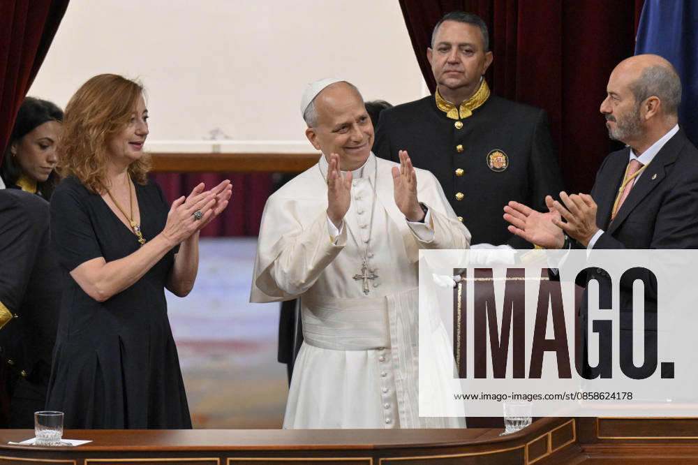 SPAIN - POPE LEO XIV DURING A JOINT SESSION OF THE SPANISH PARLAMENT AT THE CONGRESS OF DEPUTIES IN MADRID - 2026 6 8 Spain, Vatican, 2026 6 8 Pope Leo XIV during a joint session of the Spanish Parliament at the Congress of Deputies in Madrid - NO BOOKS
