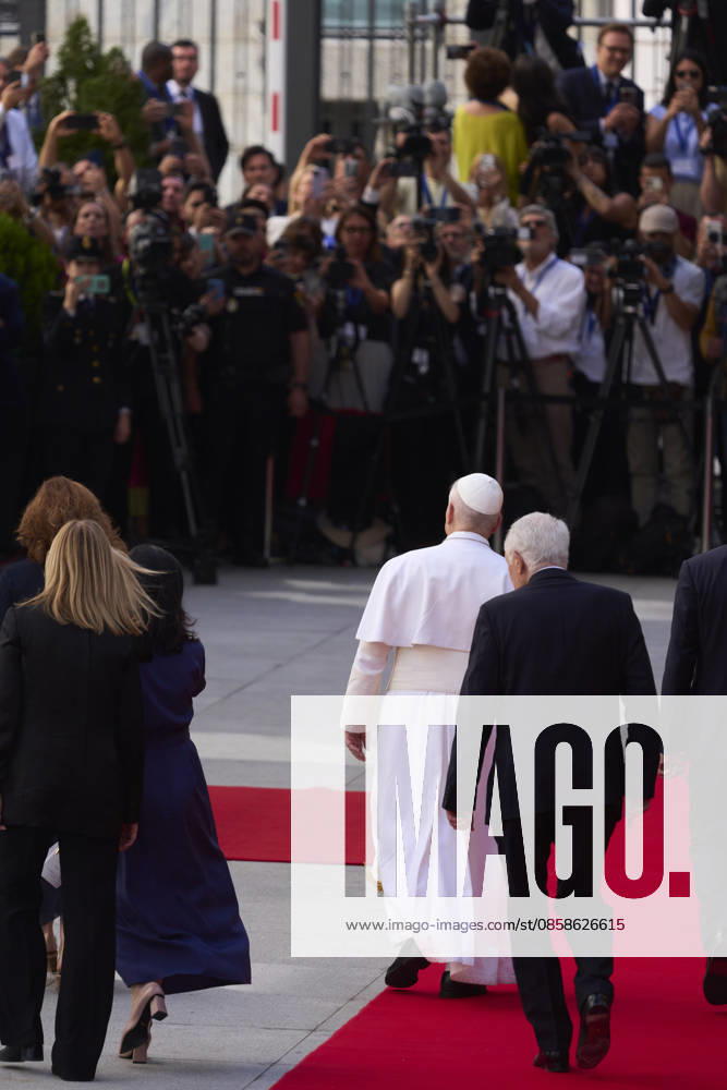 Pope Leo XIV (Papa Leon XVI, Robert Francis Prevost) visits Congress of Deputies on June 8, 2026 in Madrid, Spain Madrid Spain - ZUMAg15_ 20260608_zaf_g15_009