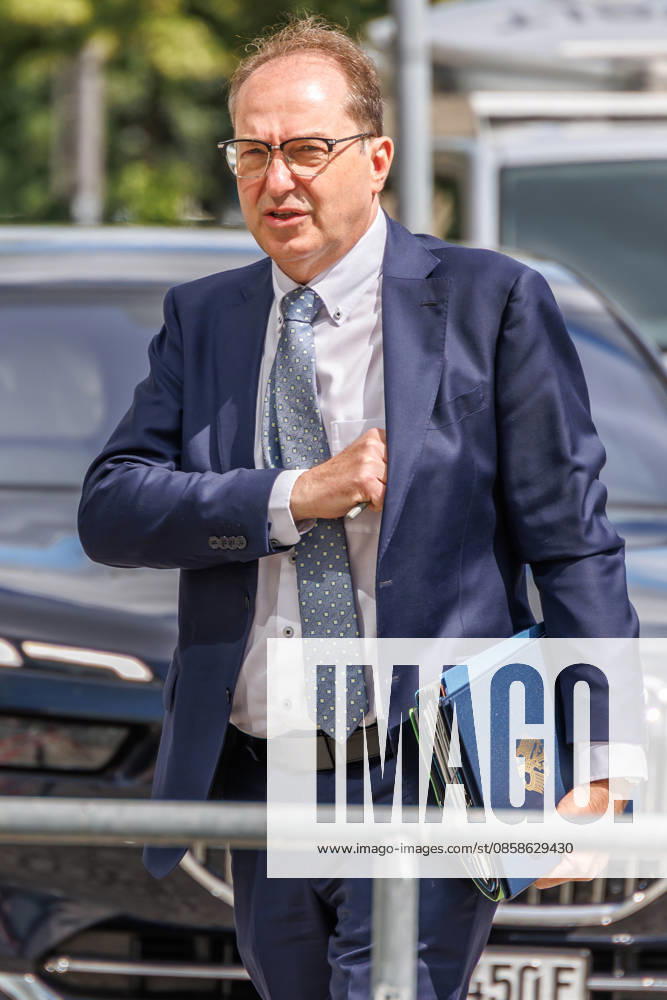 Federal Executive Committee Meeting of the CDU Interior Minister Alexander Dobrindt before the Federal Executive Committee Meeting of the CDU on 8 06 2026 in Berlin Berlin Germany